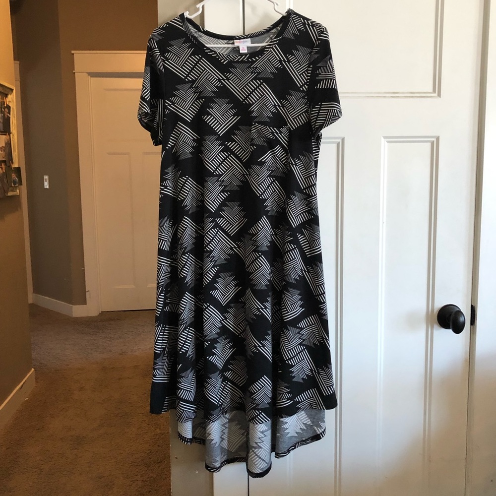 Black & White LulaRoe Carly Dress, EUC